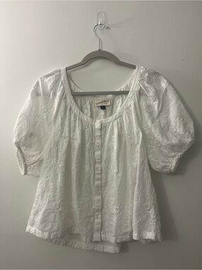 Universal Thread White Embroidered Button-Front Puff Sleeve Blouse